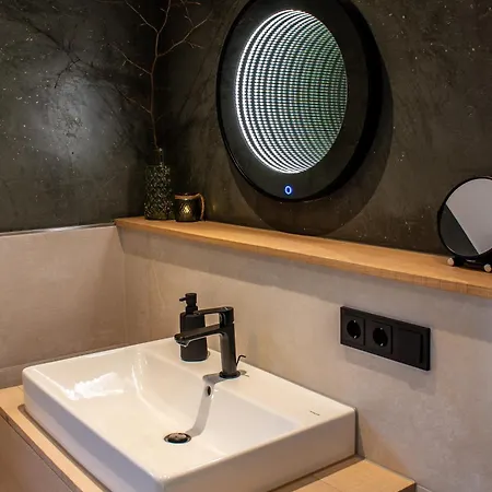 1000 Berge Kamin & Whirlpool Tatil Evi Winterberg