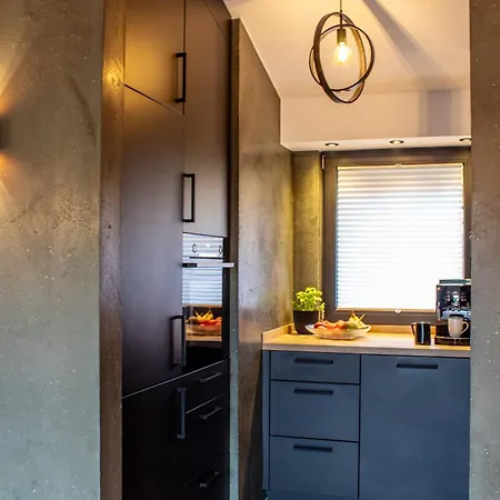 1000 Berge Kamin & Whirlpool Tatil Evi *