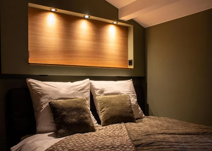 1000 Berge Kamin & Whirlpool *