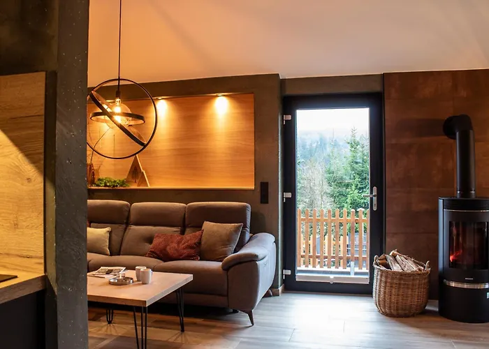 1000 Berge Kamin & Whirlpool Feriehus *